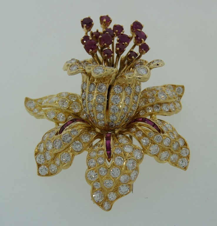 RENE BOIVIN Diamond Ruby & Yellow Gold Tremblant Brooch Pin - 2