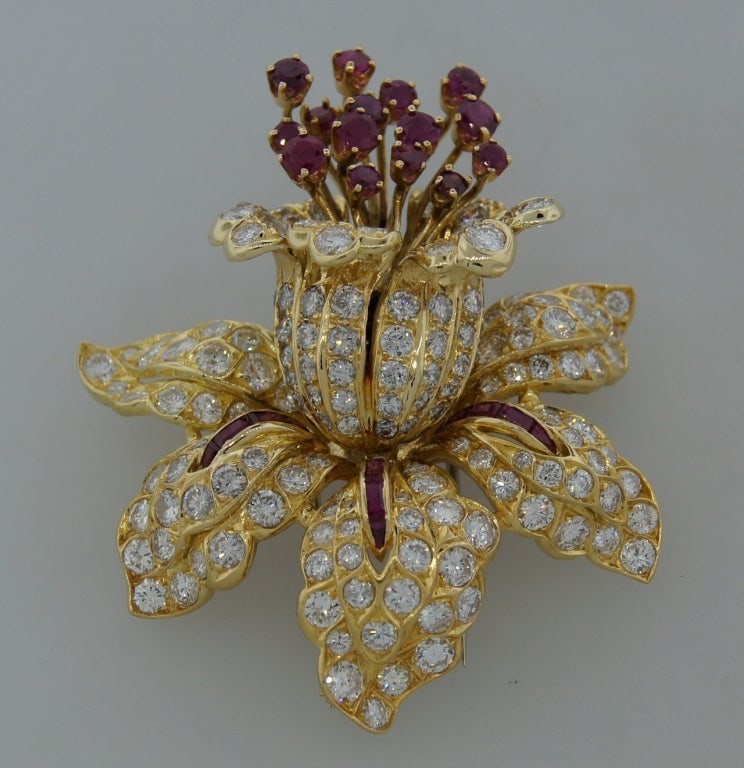 RENE BOIVIN Diamond Ruby & Yellow Gold Tremblant Brooch Pin - 3