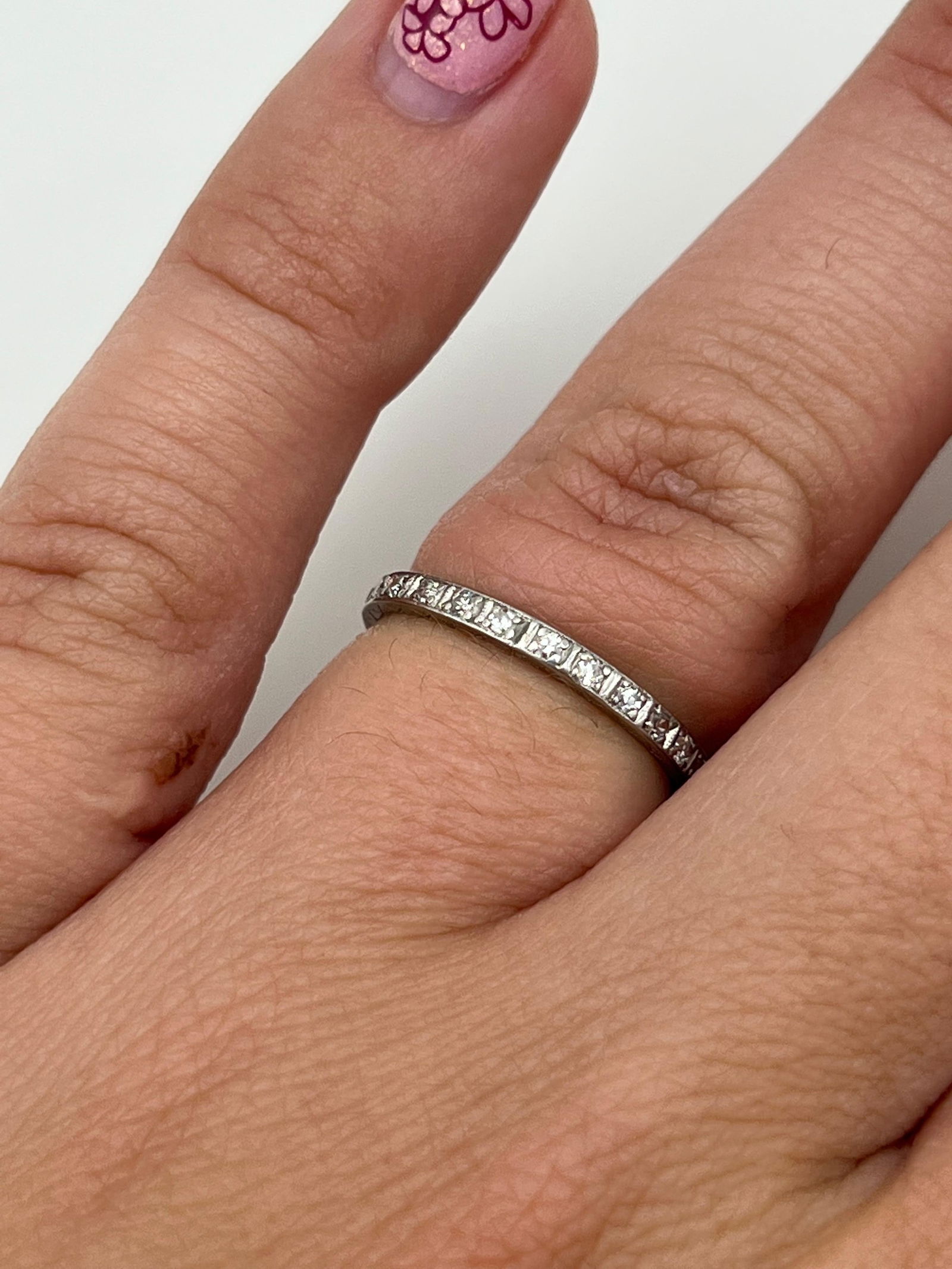 Art Deco 0.26 Carat Diamond Platinum Band Ring - 5