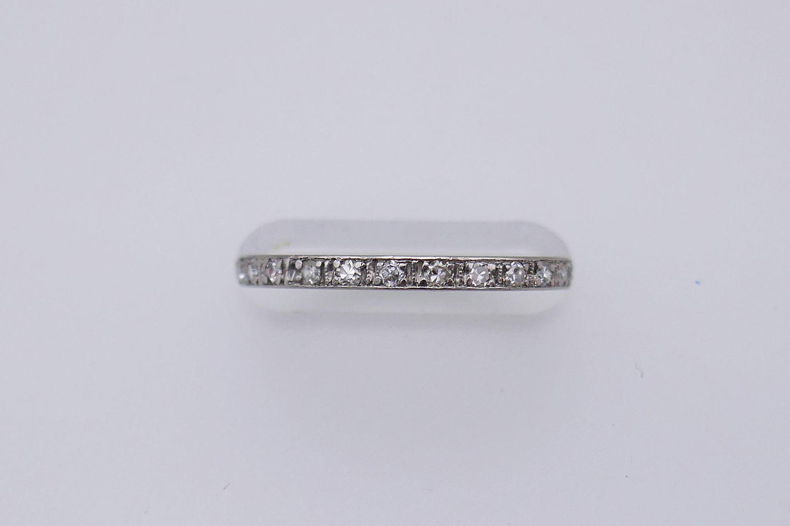 Art Deco 0.26 Carat Diamond Platinum Band Ring - 8