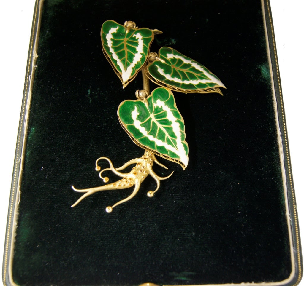 Remarkable French Belle Epoque Movable Enamel Leaves Flower Pin - 16