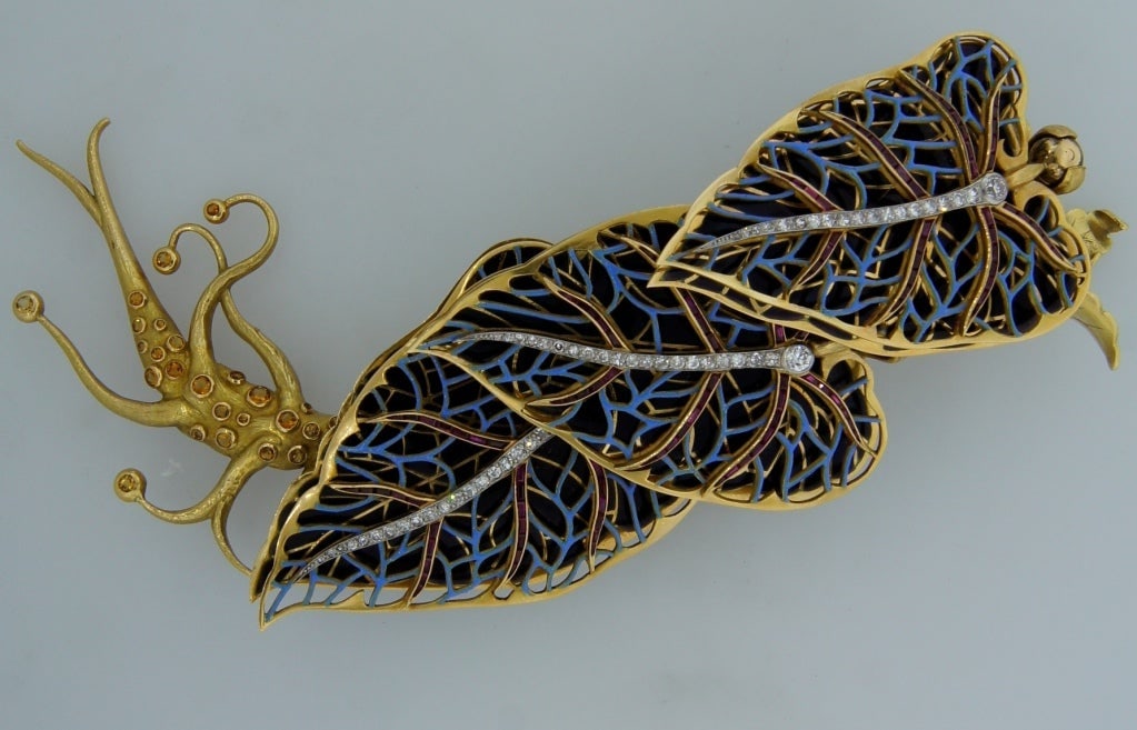 Remarkable French Belle Epoque Movable Enamel Leaves Flower Pin - 2