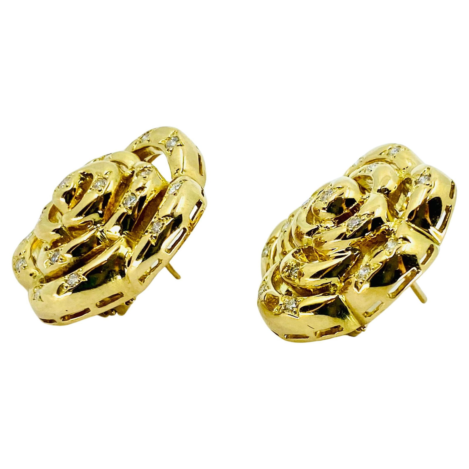 Van Cleef & Arpels Gold Diamond Camellia Earrings - 19