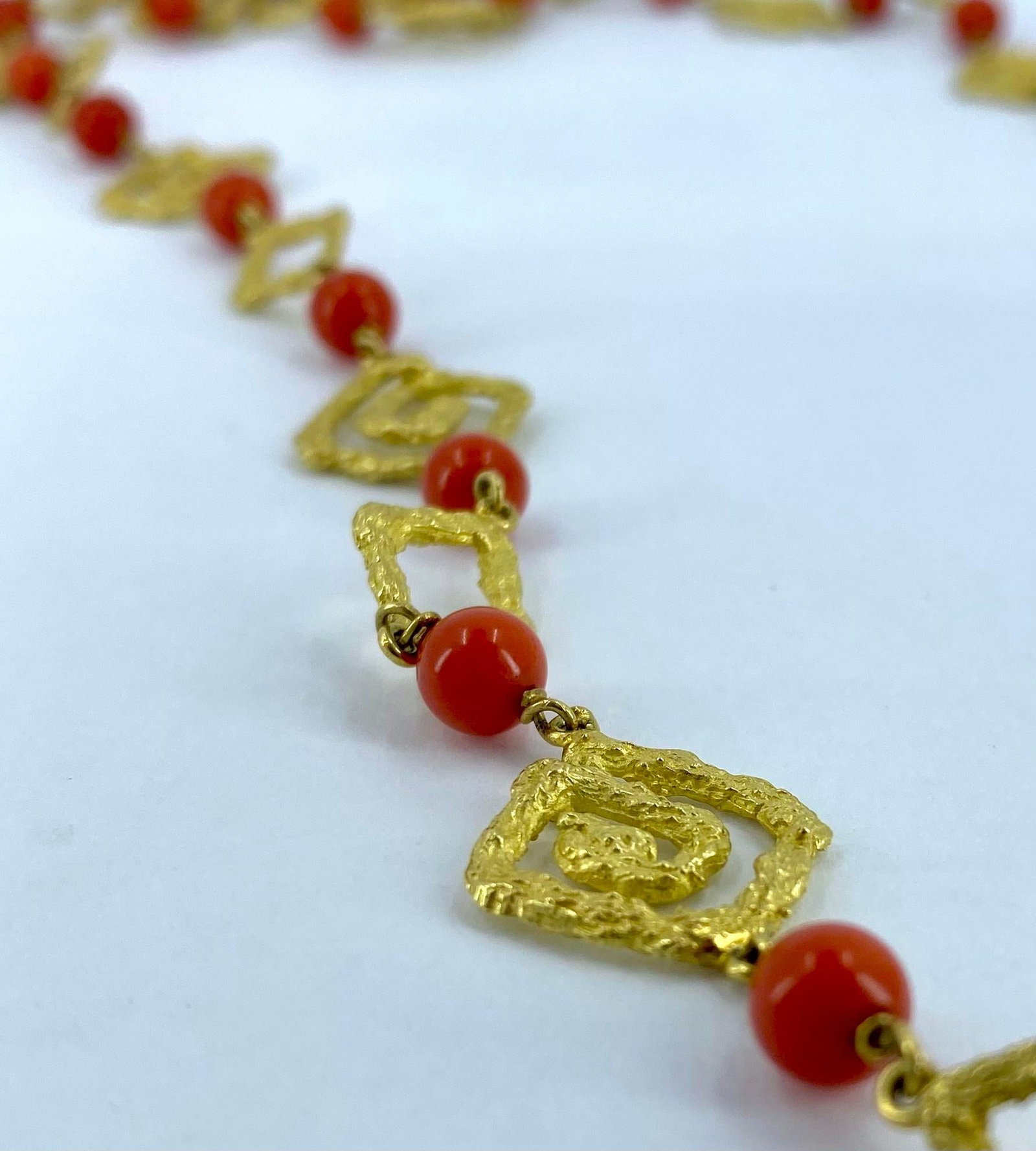 Tabbah Coral Gold Necklace - 13