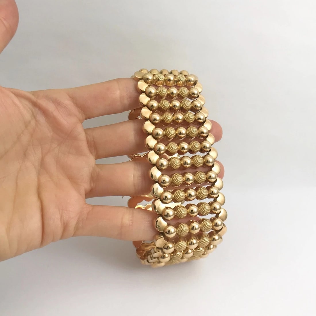 Vintage 1940's Wide Chain Link Bracelet 18K Yellow Gold, 9 Inches, 78.69 Grams - 2