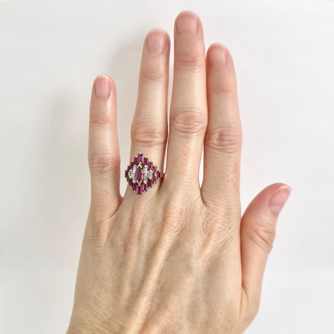 Vintage Tourmaline Diamond Pyramid Cocktail Ring 14K Yellow Gold, 4.21 Grams - 2