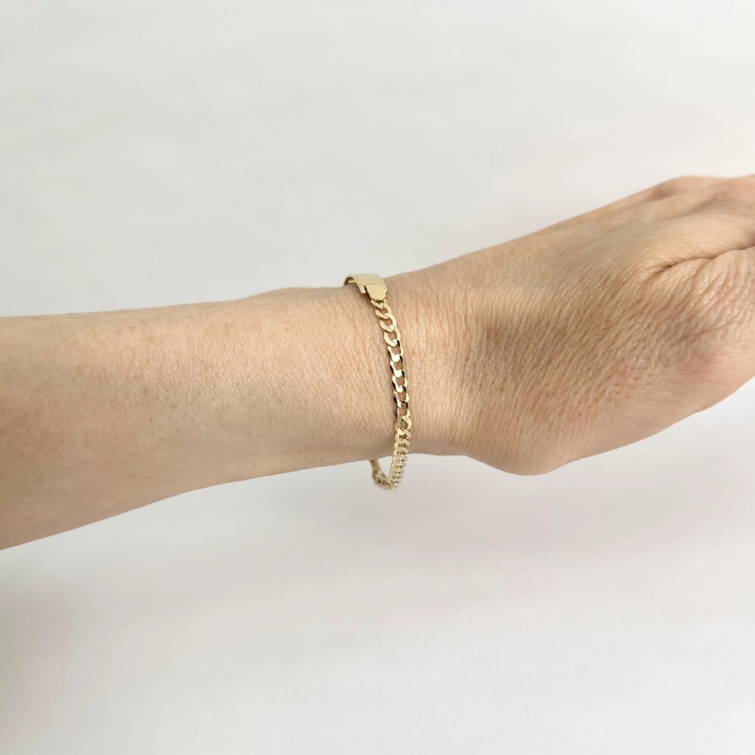 Vintage ID Nameplate Curb Chain Bracelet 14K Yellow Gold, 2.88 Grams - 8