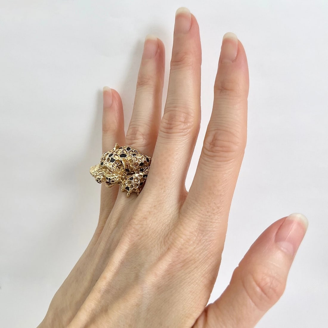 Vintage 1950's Black Enamel Leopard Cheetah Jaguar Ring 12K Yellow Gold 11.25 Gr - 4