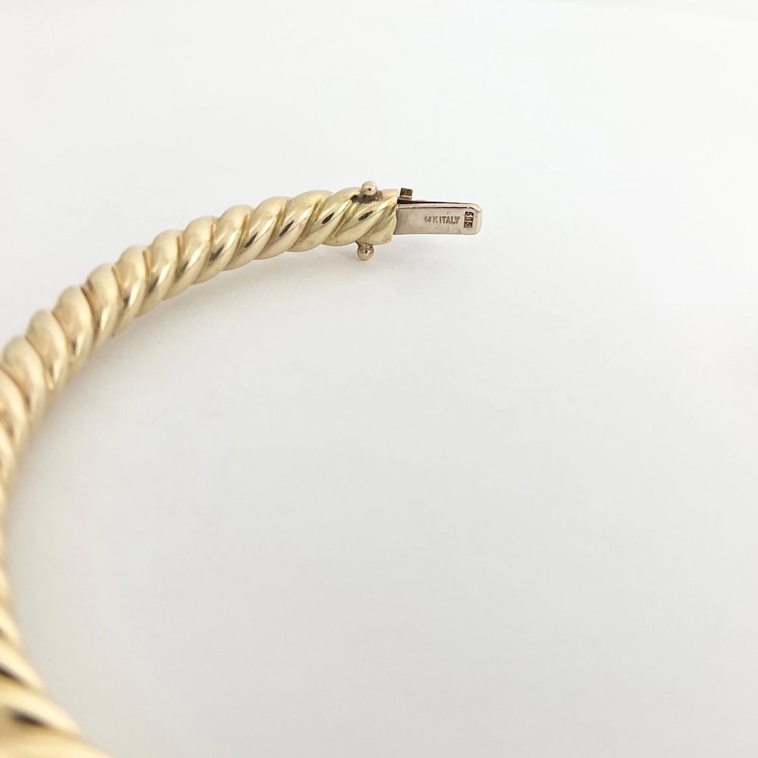 Vintage Italian Twisted Rope Bangle Bracelet 14K Yellow Gold, 32.36 Grams - 9