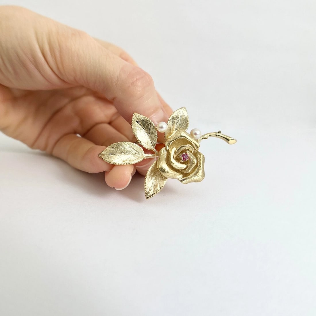 Vintage 1950's 1960's Pearl Ruby Flower Rose Brooch Pin 14K Yellow Gold 13.51 Gr - 2