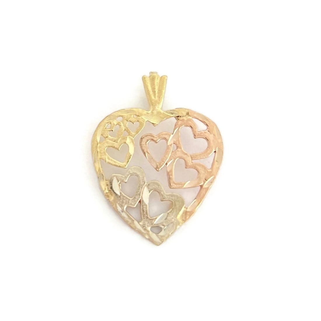Vintage Tri-Color Heart Charm Necklace Pendant 14K Yellow Rose Gold, 1.30 Grams: Title: Vintage Tri-Color Heart Charm Necklace Pendant 14K Yellow Rose Gold, 1.30 Grams Description: Vintage Tri-Color Heart Charm Necklace Pendant 14K Yellow Rose Gold, 1.30 Grams This is such a lovel