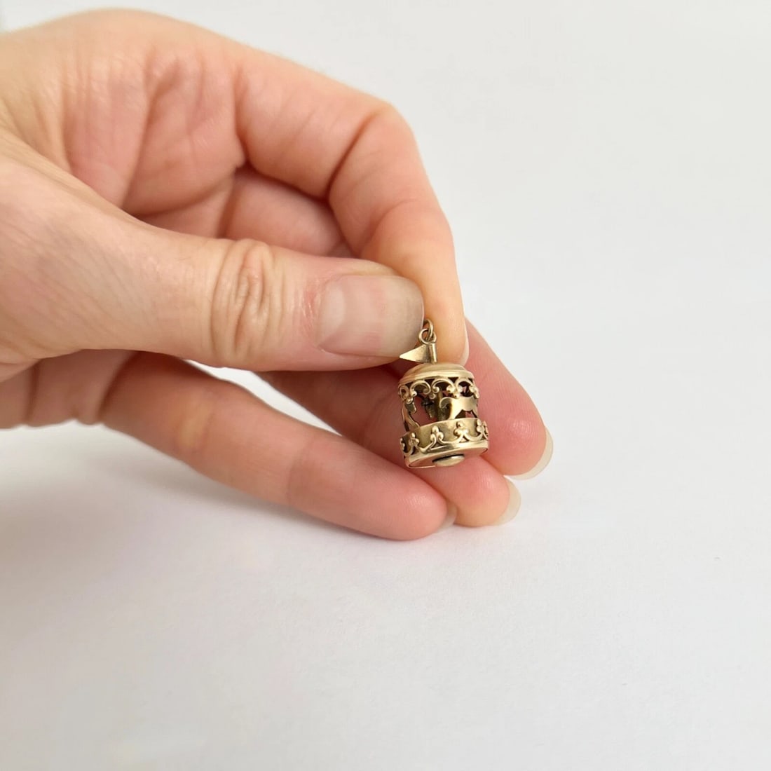 Vintage 1950's Carousel Merry-Go-Round Movable Charm 14K Yellow Gold, 2.91 Grams - 2