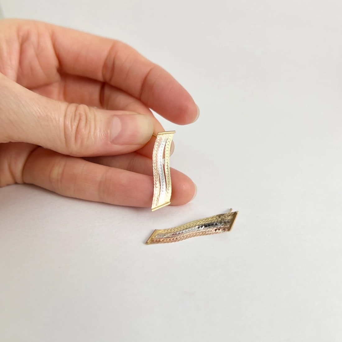 Vintage Tri-Color Ribbon Dangle Drop Earrings 14K Yellow Rose White Gold 1.27 Gr - 4