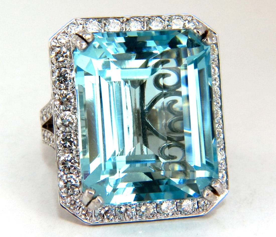 GIA Certified 42.01ct Natural "Blue" Aquamarine diamonds ring Vivid 18kt Freedom: Title: GIA Certified 42.01ct Natural "Blue" Aquamarine diamonds ring Vivid 18kt Freedom Description: Diamond Aquamarine Collections GIA Certified 42.01ct. Natural Aquamarine Ring Excellent clean