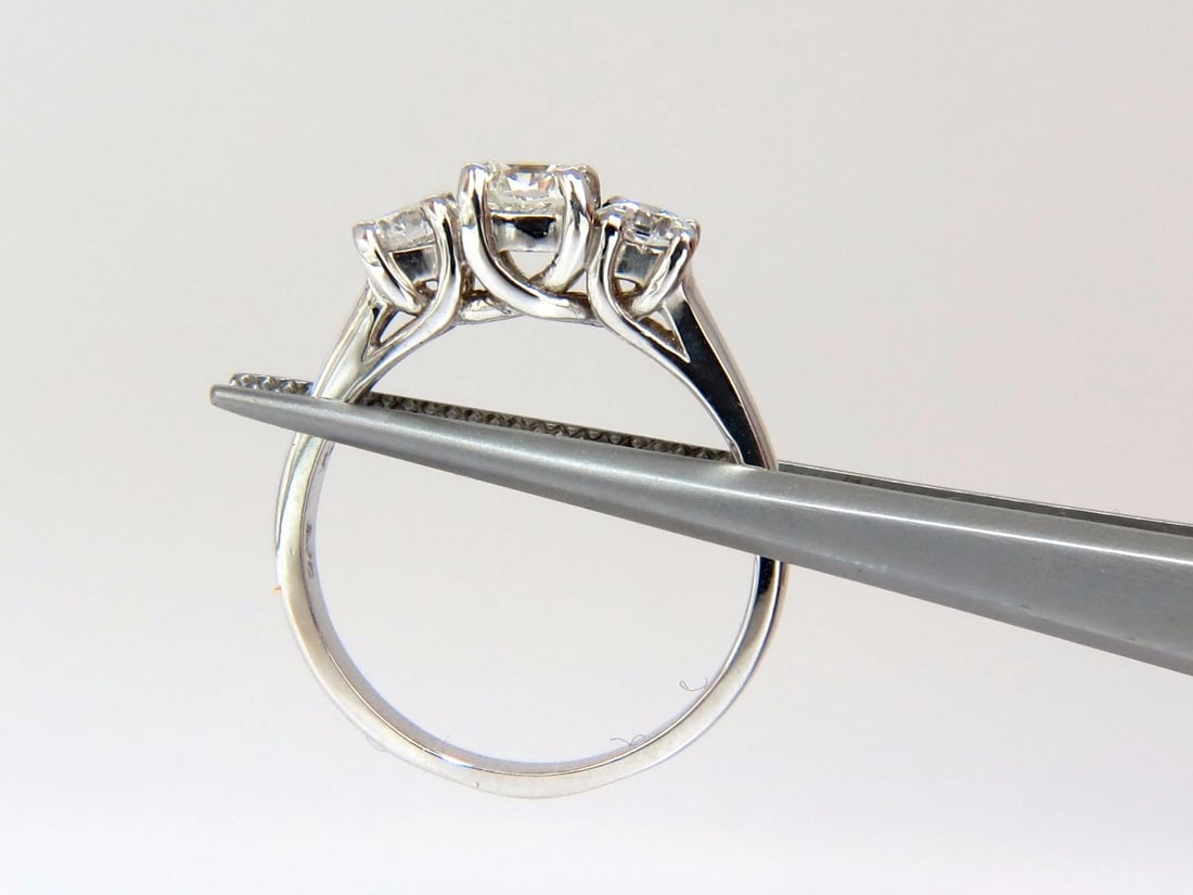 1.08CT CLASSIC THREE NATURAL CUSHION & ROUNDS DIAMOND RING 14KT** - 3