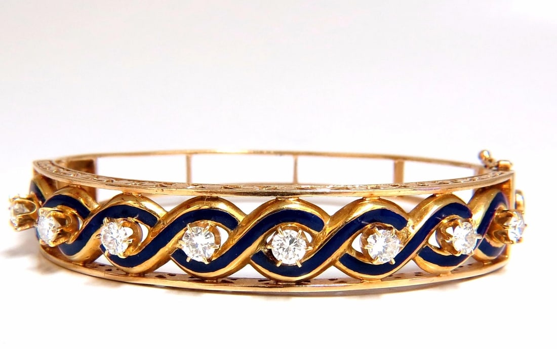 Victorian Ridged Interwoven Braided Handmade Diamond bangle bracelet 14kt**: Title: Victorian Ridged Interwoven Braided Handmade Diamond bangle bracelet 14kt** Description: 1960's Victorian Ridged Interwoven Braided Handmade. 2.50ct natural diamonds bangle bracelet Rounds & Fu