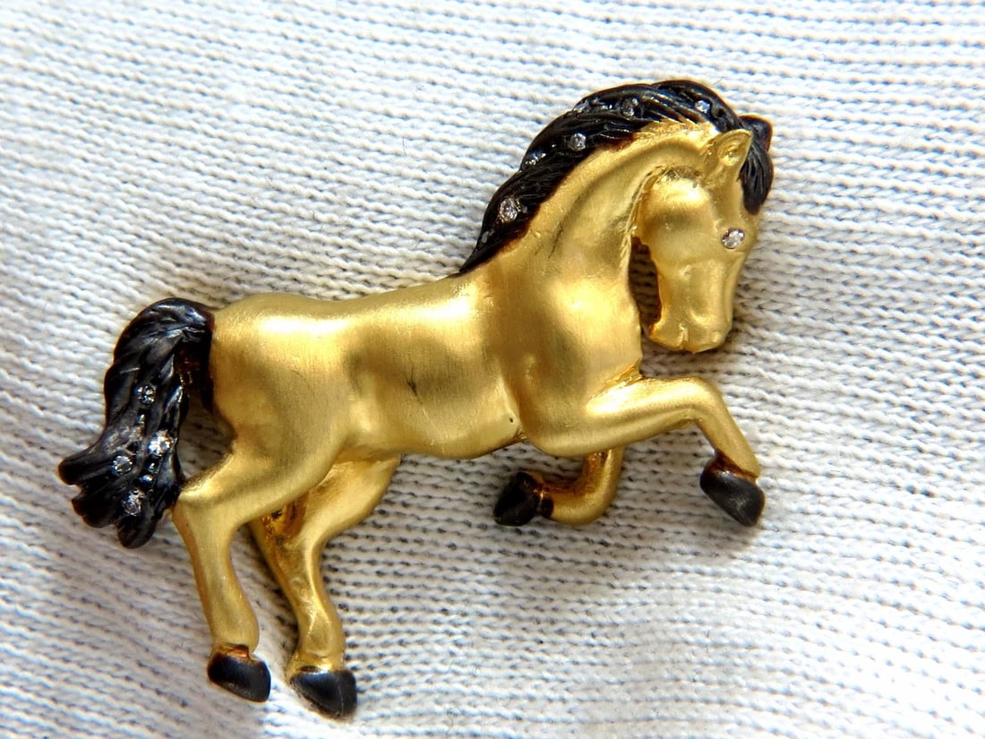 18kt Horse Pin .10ct diamonds**: Title: 18kt Horse Pin .10ct diamonds** Description: 3D Bronco Brooch Pin .10ct natural diamonds, Rounds, Full Cuts. H-color Vs-2 clarity. 18kt yellow gold intricate flowing hair details 9.9 grams. Ove