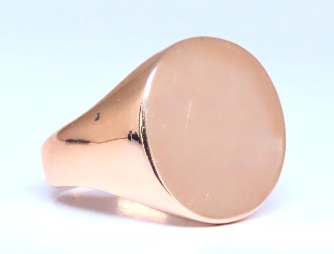 17mm Classic Solid Signet Mens Ring 14kt Gold 12545**: Title: 17mm Classic Solid Signet Mens Ring 14kt Gold 12545** Description: New with packaging PRODUCT DESCRIPTION 17mm Classic Solid Signet Mens Ring diameter 17mm depth 2.2mm 14kt yellow gold 13 grams