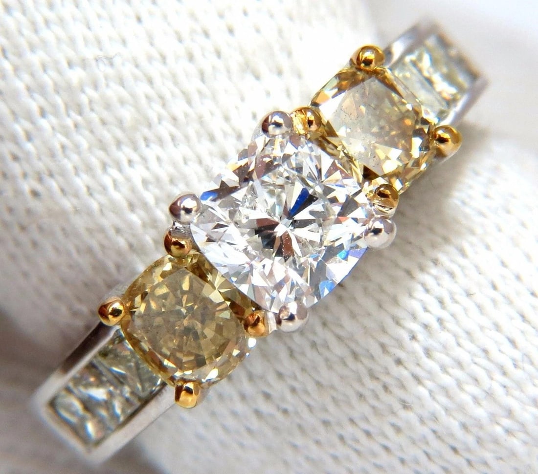 GIA certified 1.01ct natural diamond s& 1.02ct fancy yellows ring 14kt 10346**: Title: GIA certified 1.01ct natural diamond s& 1.02ct fancy yellows ring 14kt 10346** Description: Pre-owned - Good PRODUCT DESCRIPTION GIA 1.01ct cushion cut diamond ring. G-color vvs-2 clarity Repor