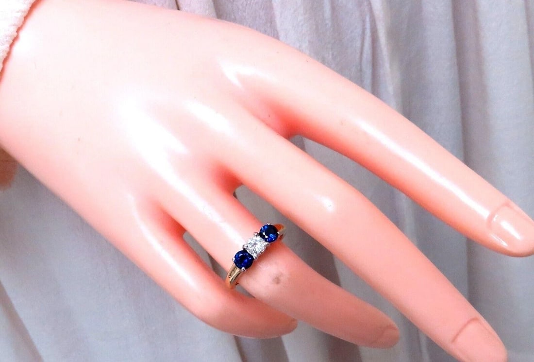 .76ct Natural Sapphire Standard Three stone diamond Ring 14kt 12142** - 2