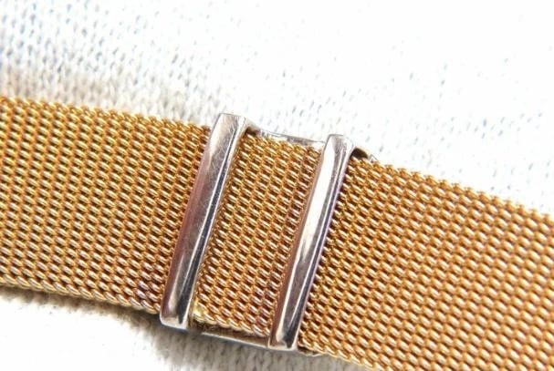 18 Karat DAG Italy Flex Mesh Three Oval Diamonds Necklace 54477** - 5