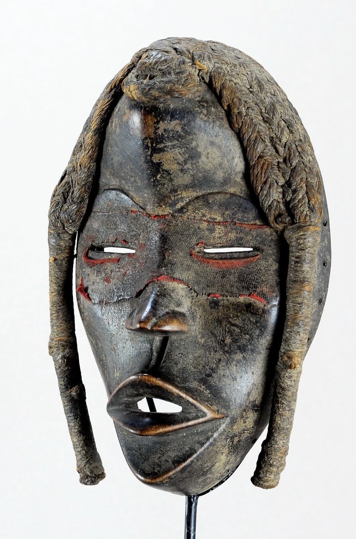Superb Dan mask, West Africa, African Tribal Art 2236 - 2