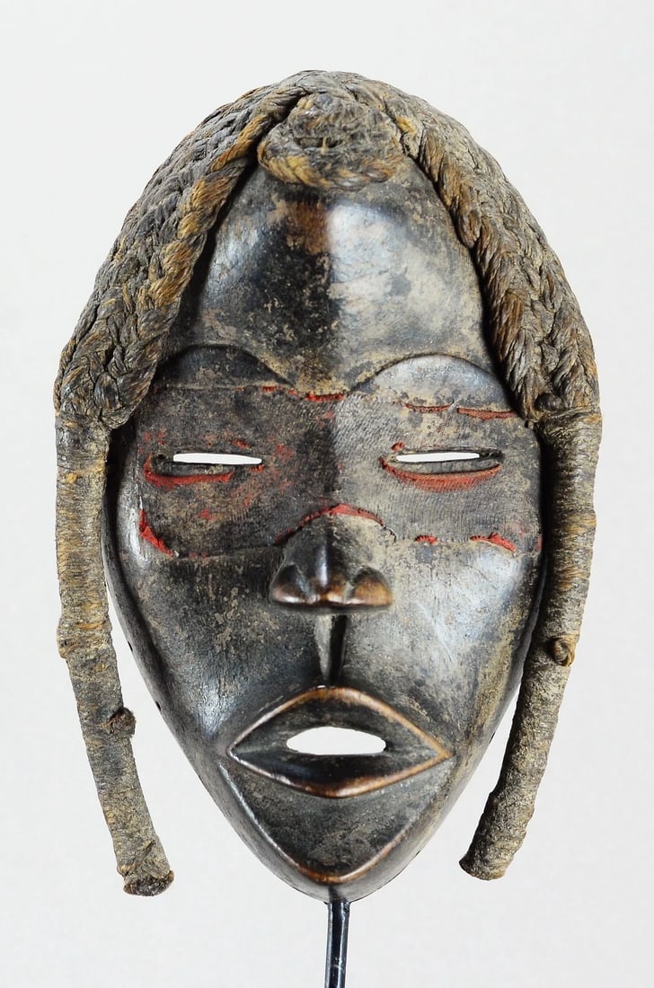 Superb Dan mask, West Africa, African Tribal Art 2236 - 4
