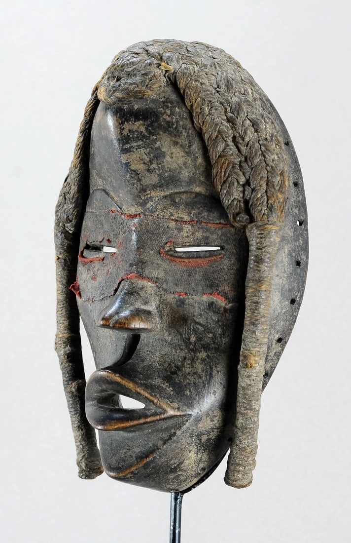 Superb Dan mask, West Africa, African Tribal Art 2236 - 5