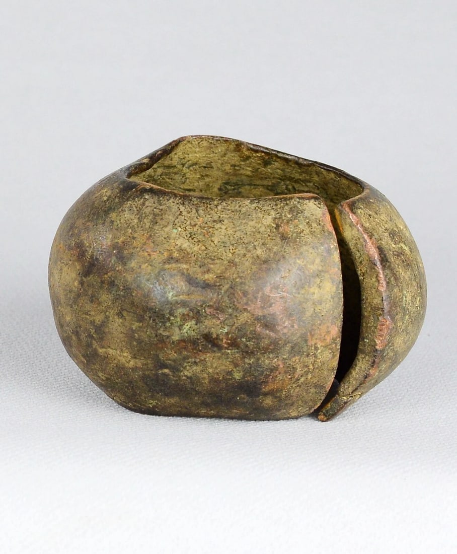 MBOLE Congo Bronze Currency cupper Anklet Bracelet African Tribal 2097: Title: MBOLE Congo Bronze Currency cupper Anklet Bracelet African Tribal 2097 Description: CONGO DRC MBOLE currency in the shape of a bracelet - Bronze or Copper This traditional Mbole, a people of th