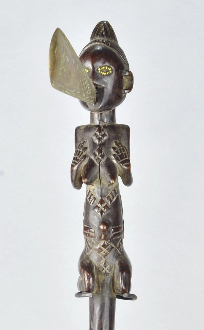Rare LUBA prestige's anthropomorphic figural Axe Congo African Tribal Art 1725 - 6