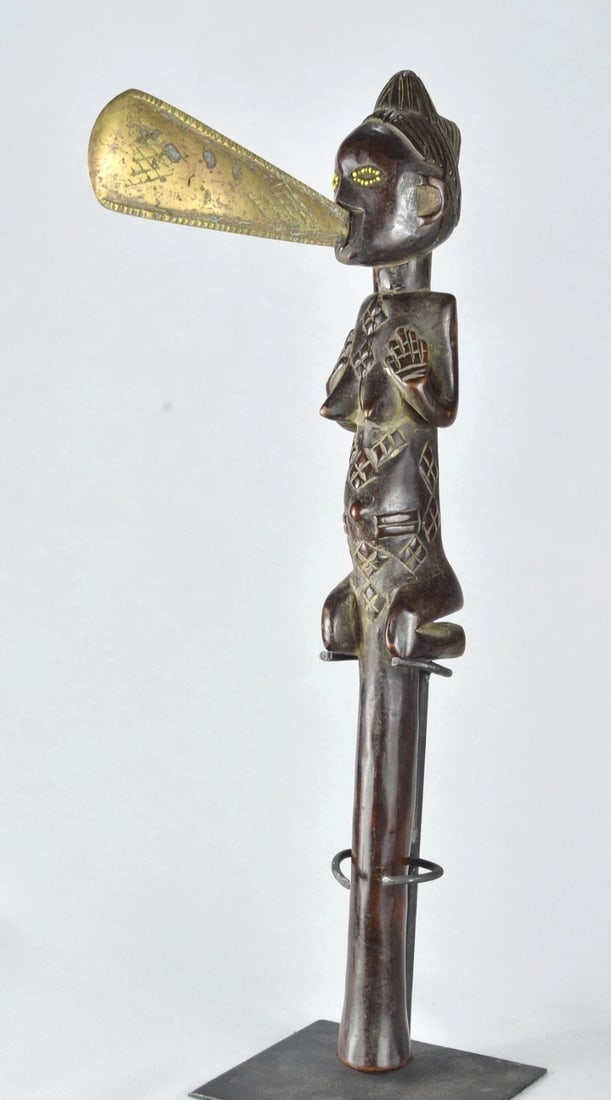 Rare LUBA prestige's anthropomorphic figural Axe Congo African Tribal Art 1725 - 9