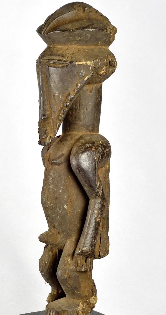 Old BASIKASINGO Ancestor Figure Congo Sikasingo Kasingo Statue Pre Bembe 1350: Title: Old BASIKASINGO Ancestor Figure Congo Sikasingo Kasingo Statue Pre Bembe 1350 Description: CONGO DRC Large BASIKASINGO Ancestor Figure Mizi or Mizimu Classically crafted statue, for this