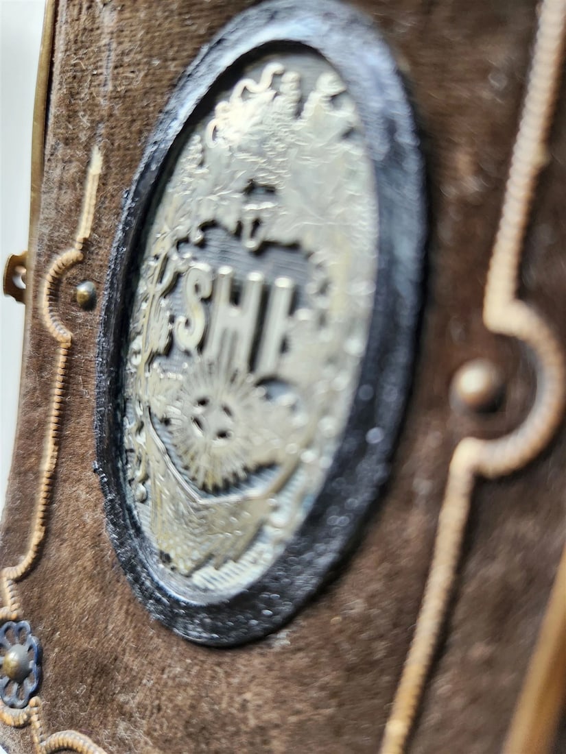 1840s PRAYER BOOK in GERMAN antique VELVET BINDING w/ METAL DECORATIONS - 4