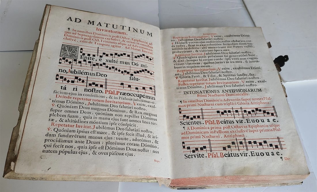 1756 CHORAL PSALTER IMPRESSIVE LARGE PIGSKIN FOLIO w/ METAL FITTINGS antique 16" - 7