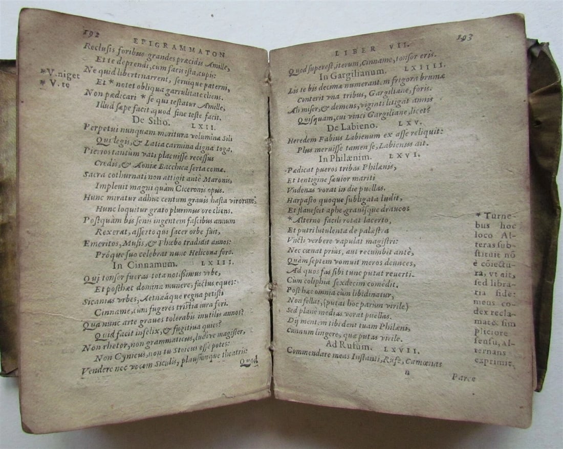 1588 MARTIAL EPIGRAMS POETRY ANTIQUE VELLUM BOUND RARE 16th century - 5