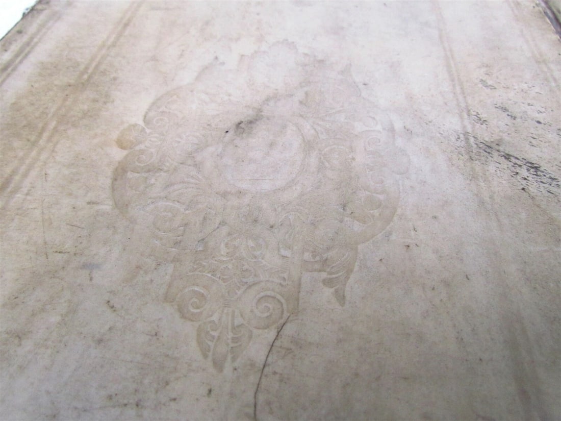 1714 2 VELLUM BOUND VOL. EPISTOLE SANCTORUM APOSTOLORUM APOCALYPSIS S. JOANNIS - 3