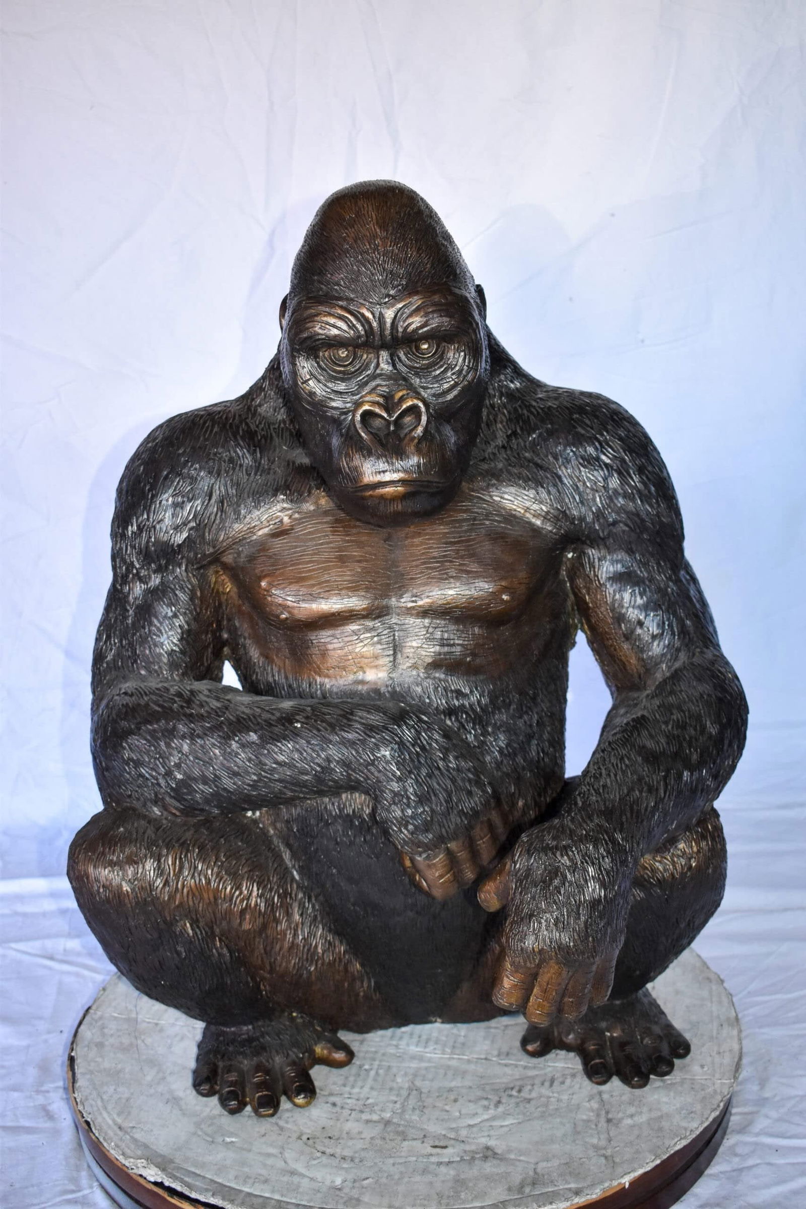 Gorilla Sitting Detailed and Impressive Bronze Statue Size: 22" x 16" x 30"H - 4