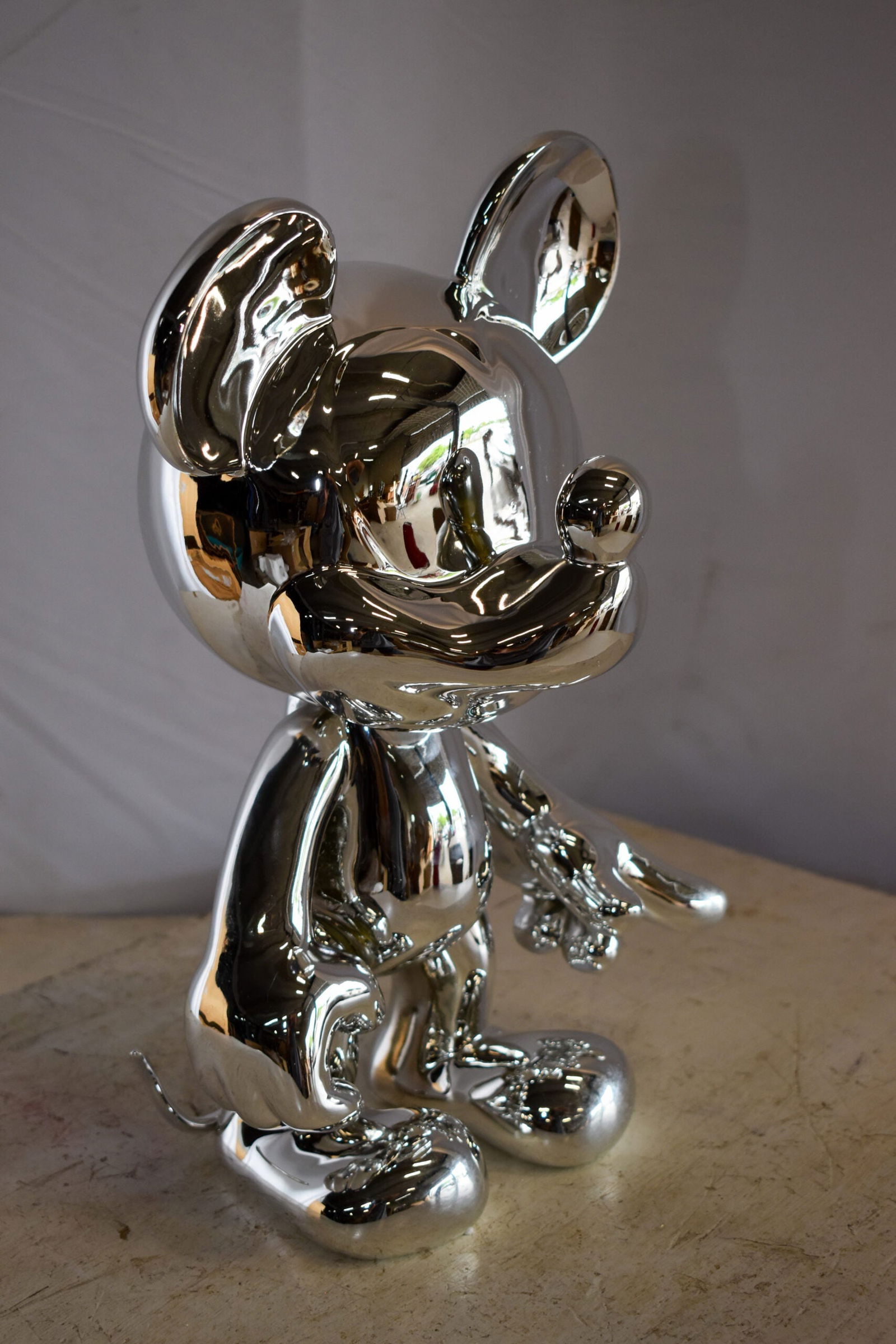 Contemporary Silver Chrome Mickey Mouse Resin Statue 12" x 9" x 16"H - 3