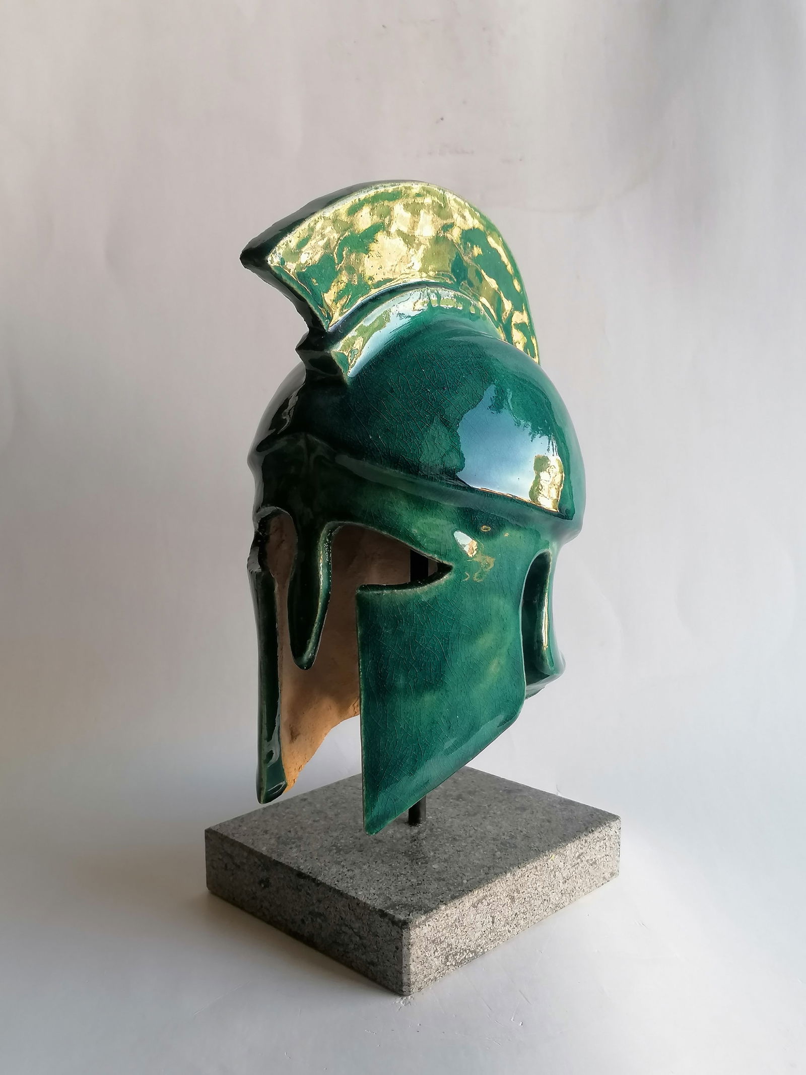 Greek ceramic helmet - 3
