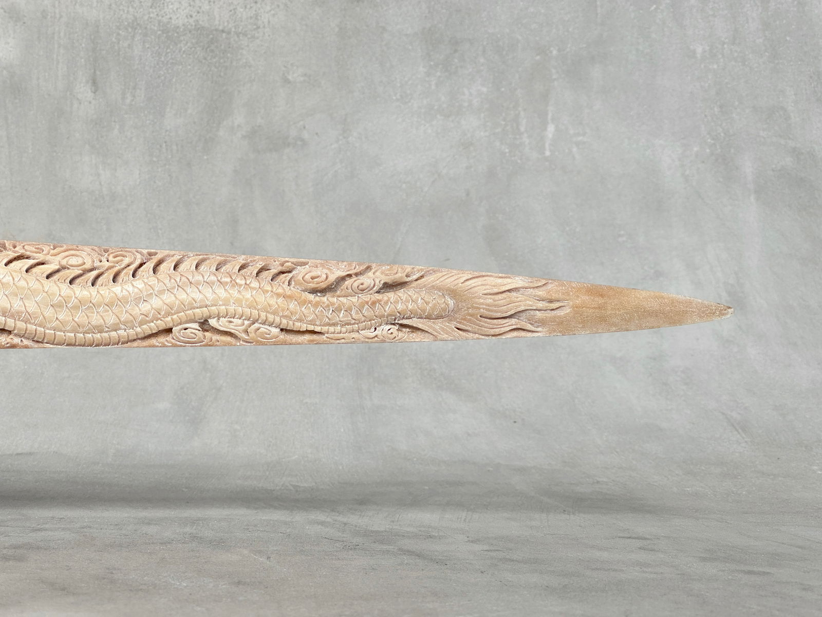 Impressive engraved swordfish rostrum - Dragon Phoenix motif - 9