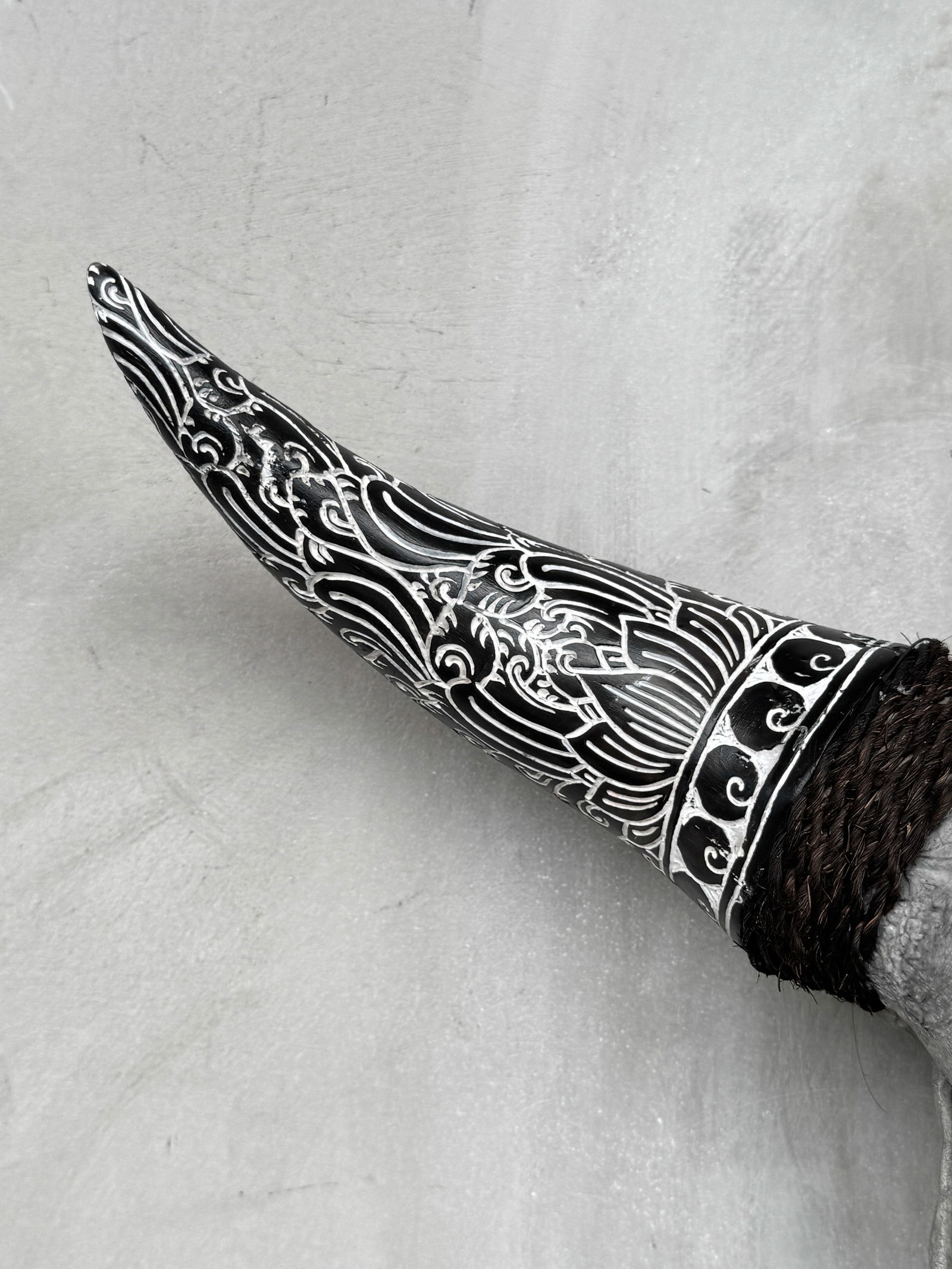 Carved cow skull with carved horns - Ketimun lotus motif - 9