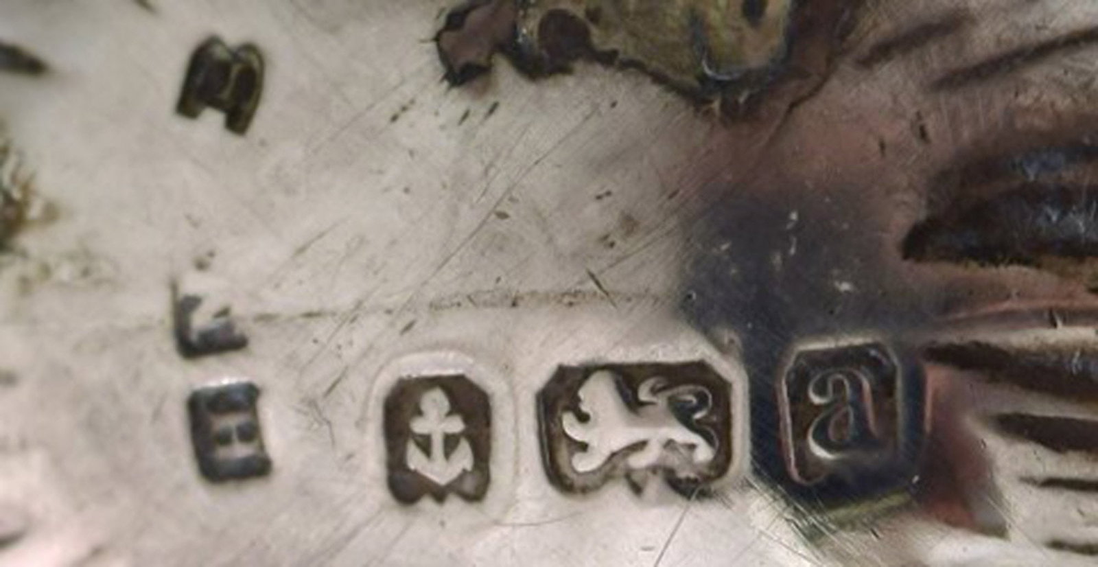 English pepper shaker in silver. Late 19th century. From large private collection. - 4