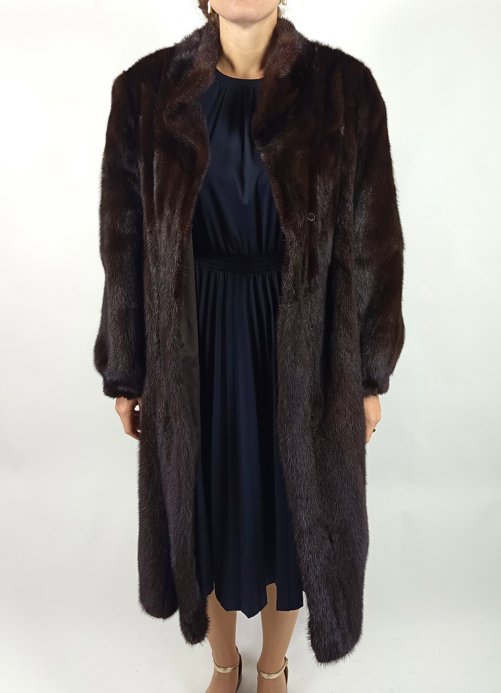 BROWN MINK FUR COAT EU: XXL ; US: 24 - 3