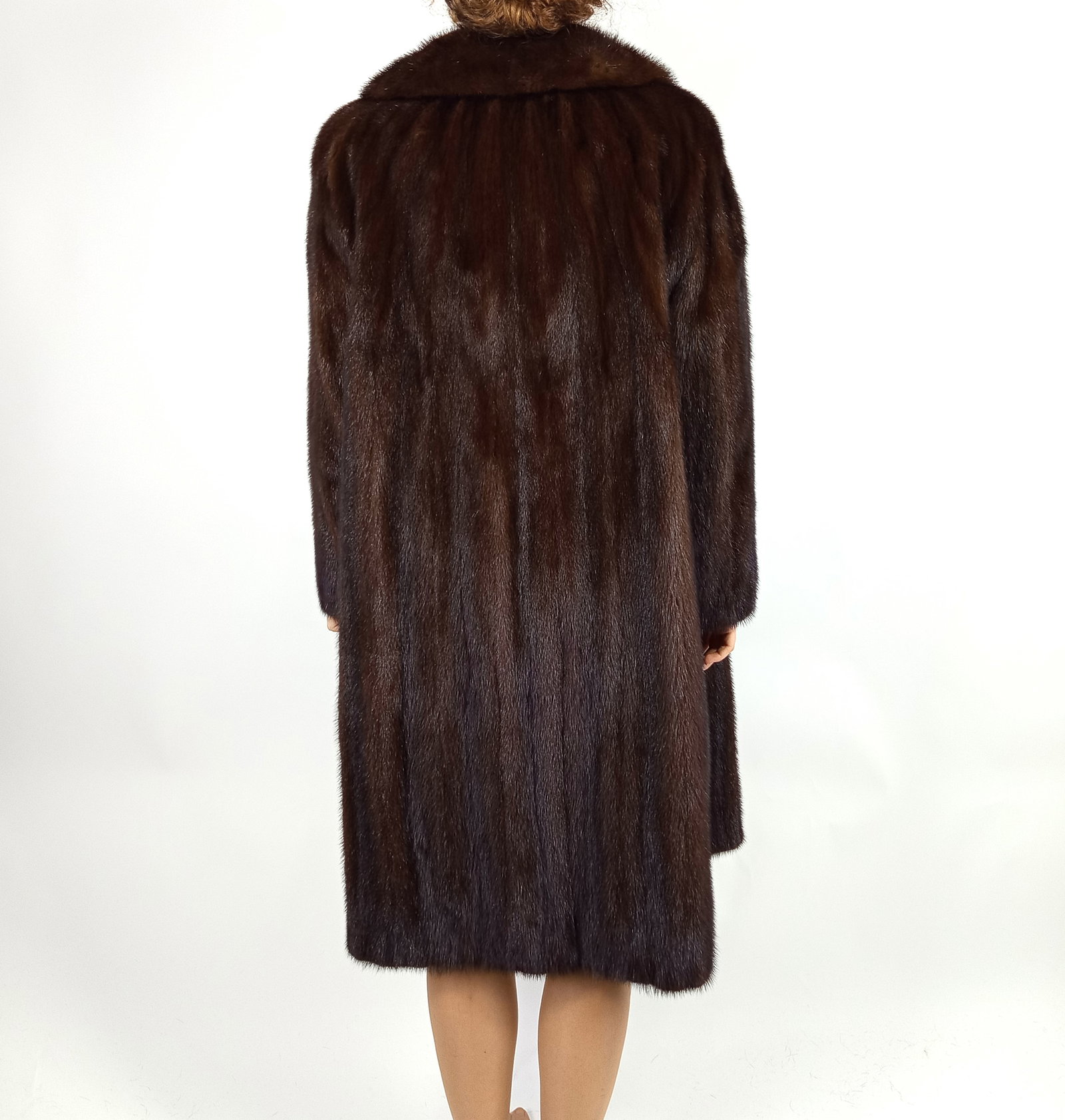 LONG BROWN MINK FUR COAT EU: XL ; US: 20 - 4