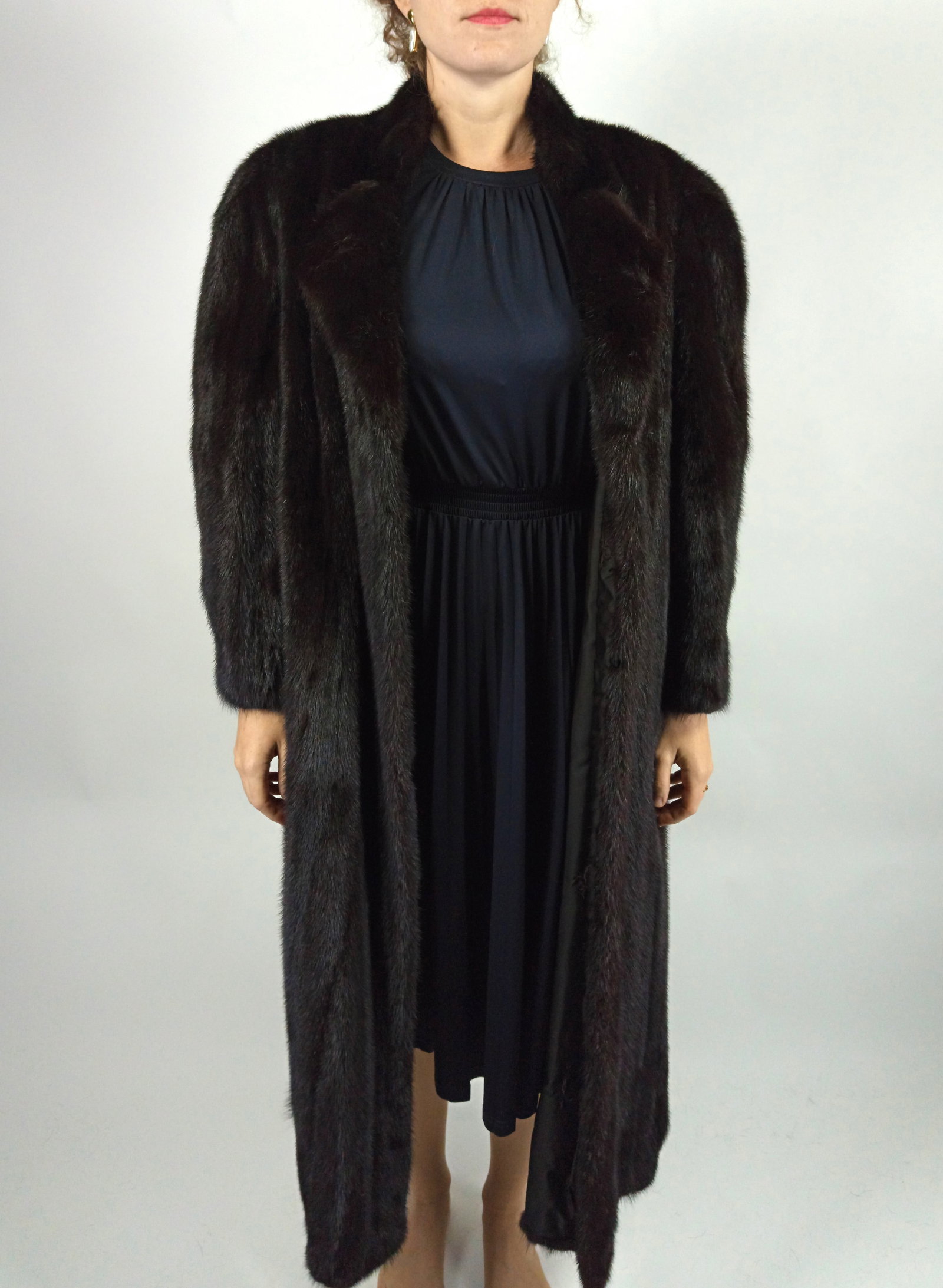 LONG MAHOGANY MINK FUR COAT EU: XL ; US: 18 - 4