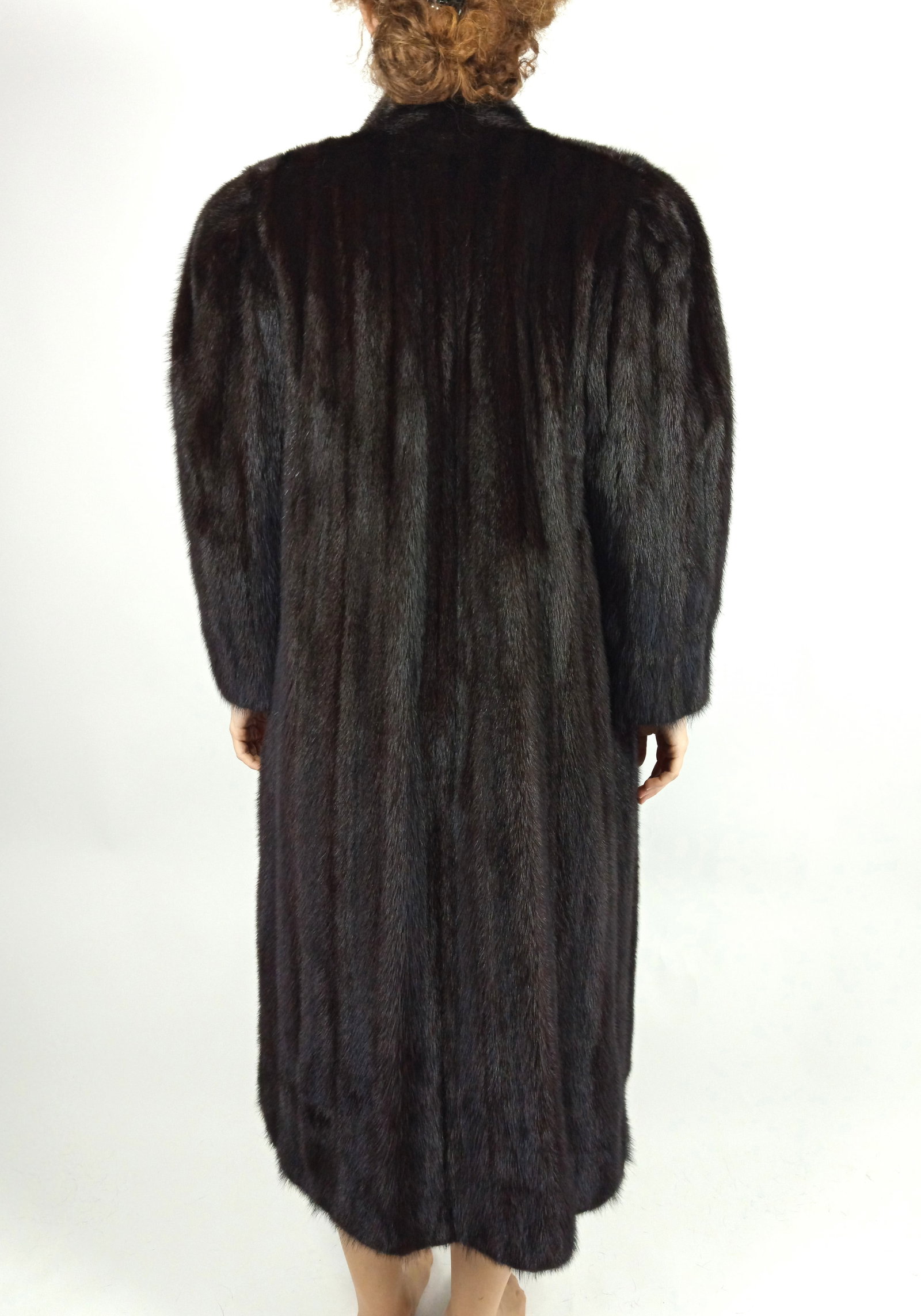 LONG MAHOGANY MINK FUR COAT EU: XL ; US: 18 - 6