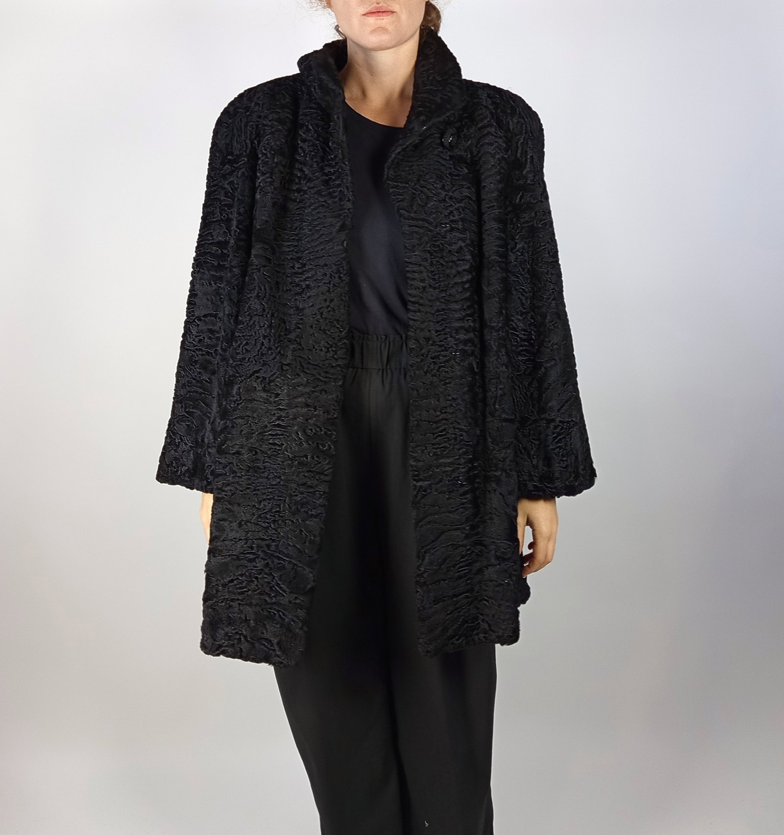 BLACK KARABUL FUR COAT EU: XL - US:20 - 6