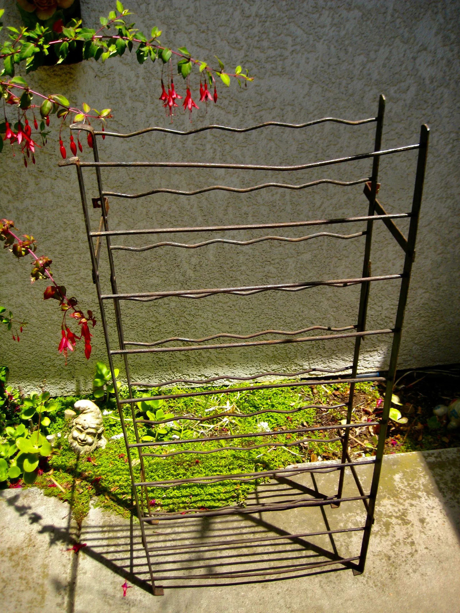 Late 19th Century French Country Iron Folding Wine Rack - 2