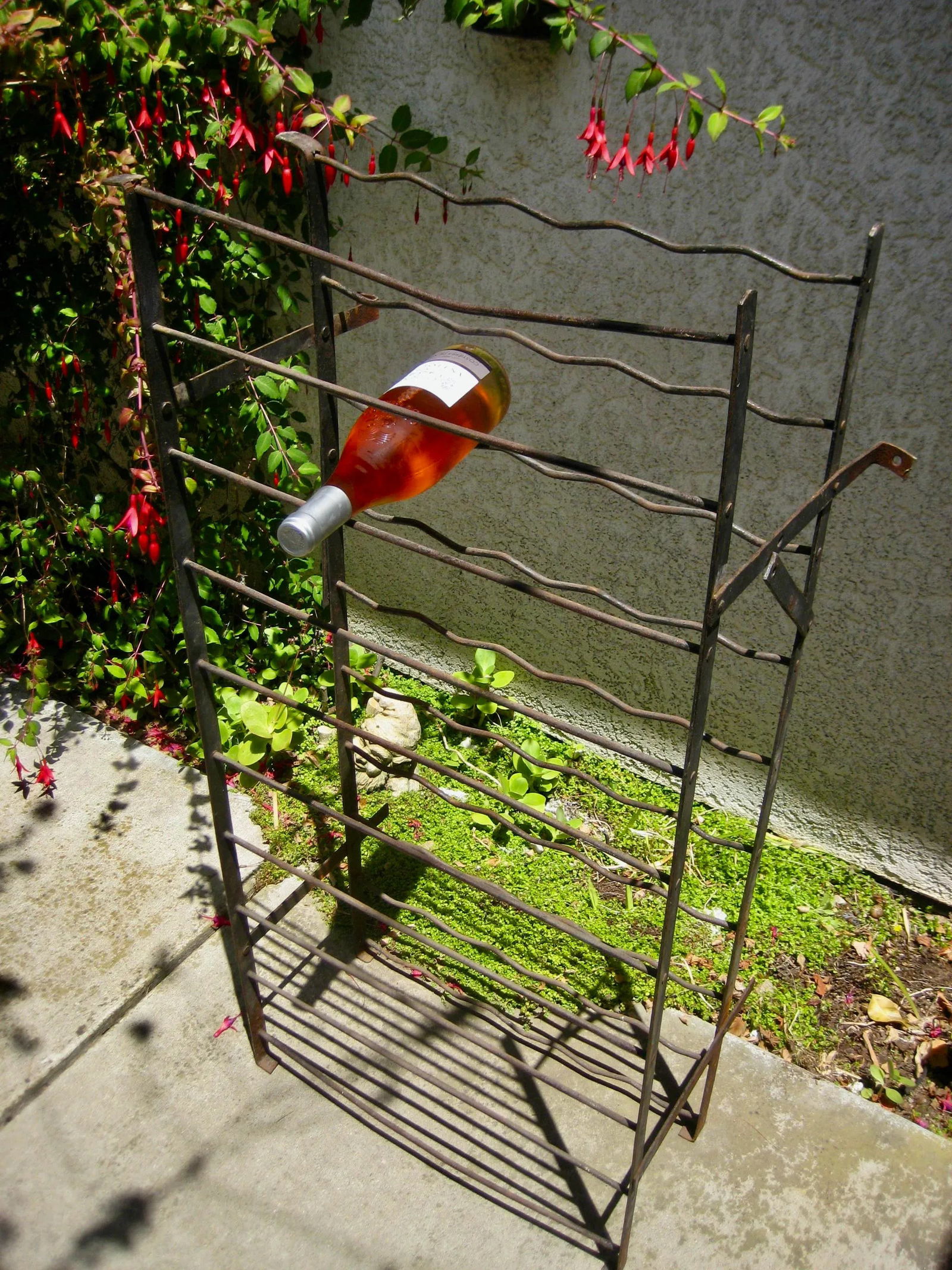 Late 19th Century French Country Iron Folding Wine Rack - 3