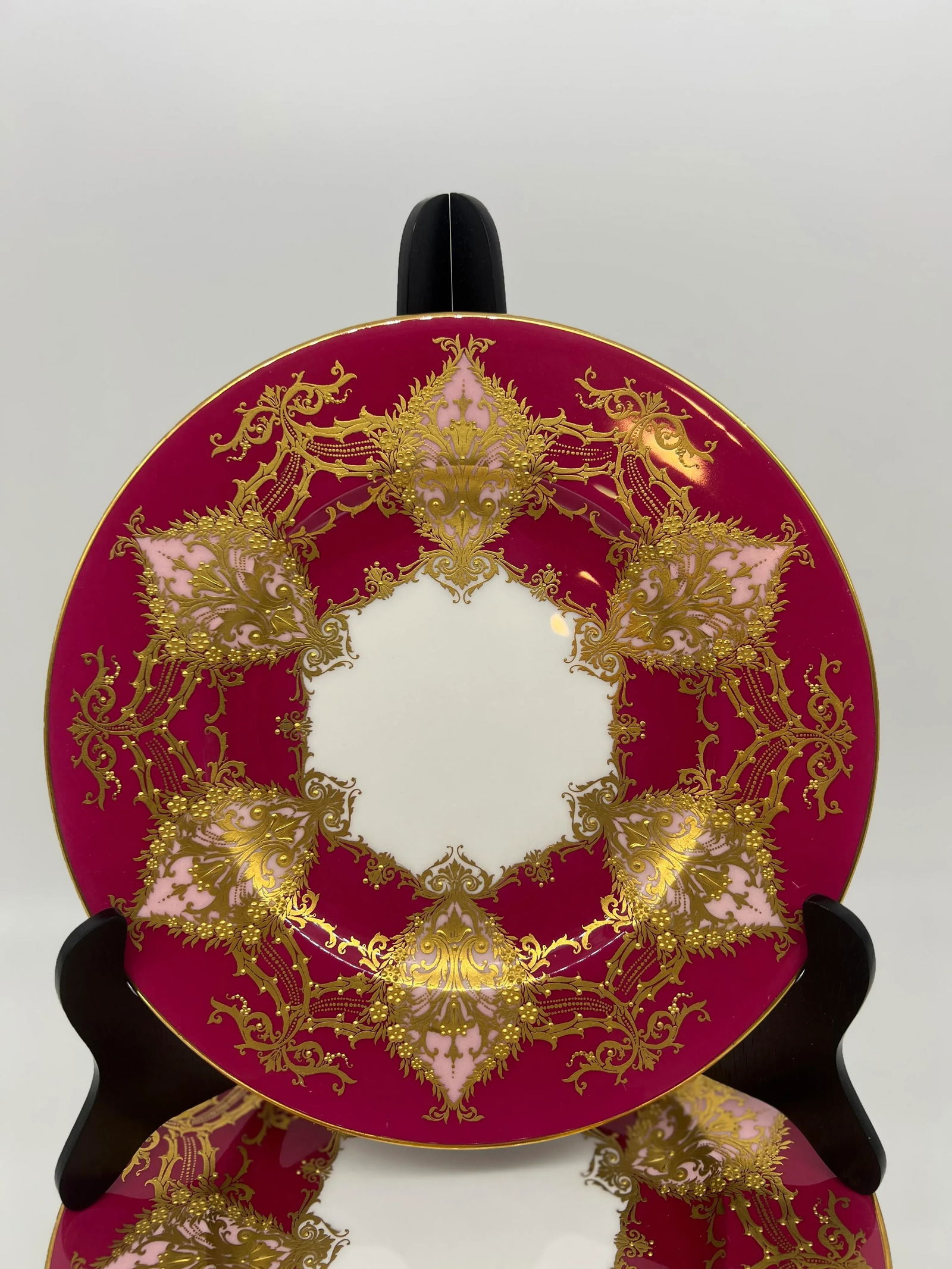 Set of 12 Royal Worcester Two- Tone Heavily Raised Gilt Decorated Dinner Plates - 5